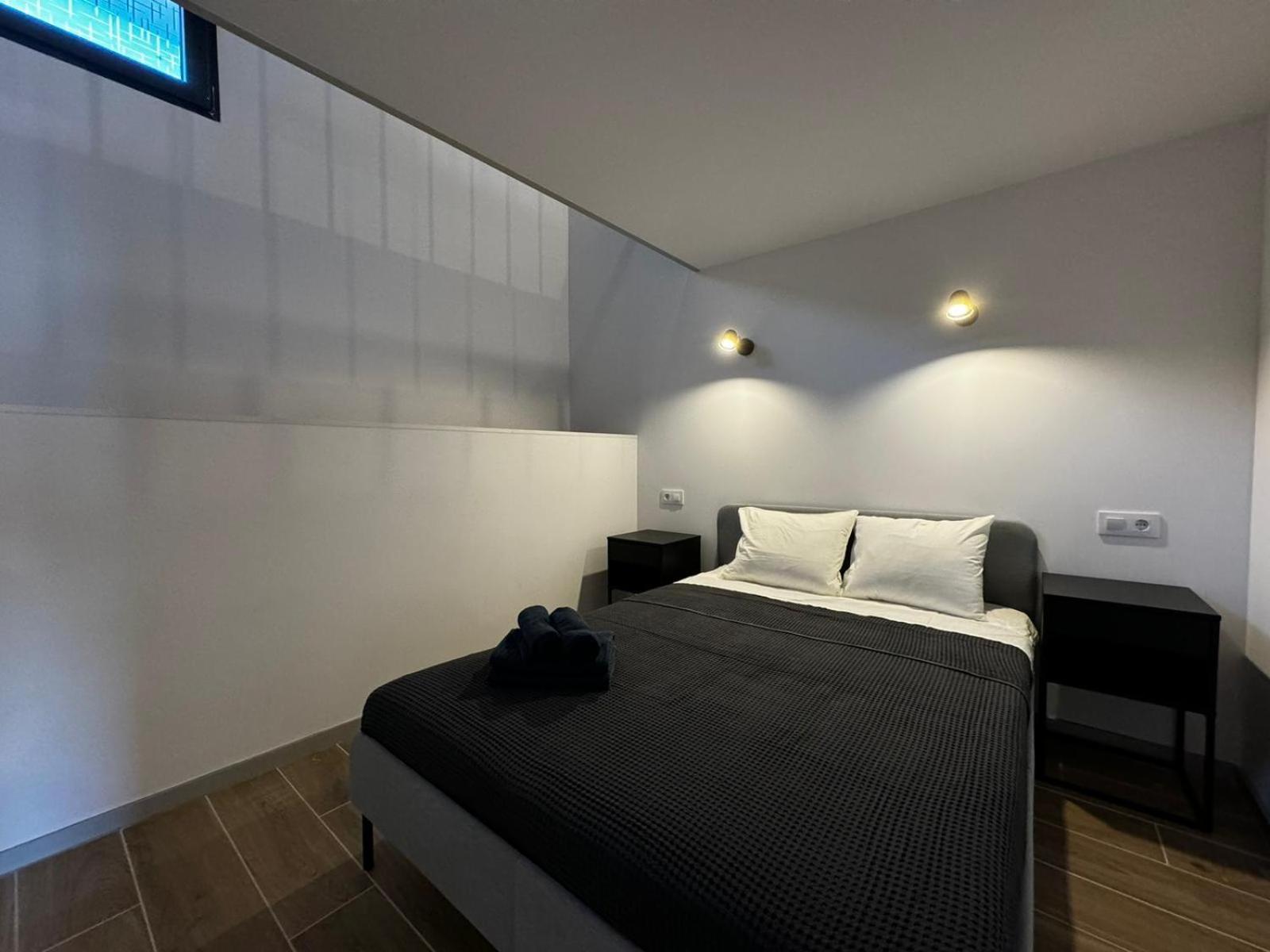 Aparthotel Melia Y Fuster 23C à Valence Extérieur photo
